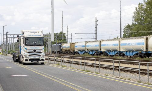 Kombinierter Siloverkehr 10