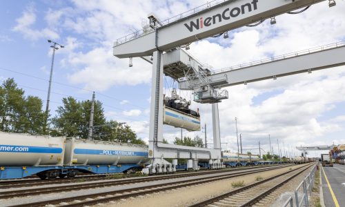 Kombinierter Siloverkehr 9